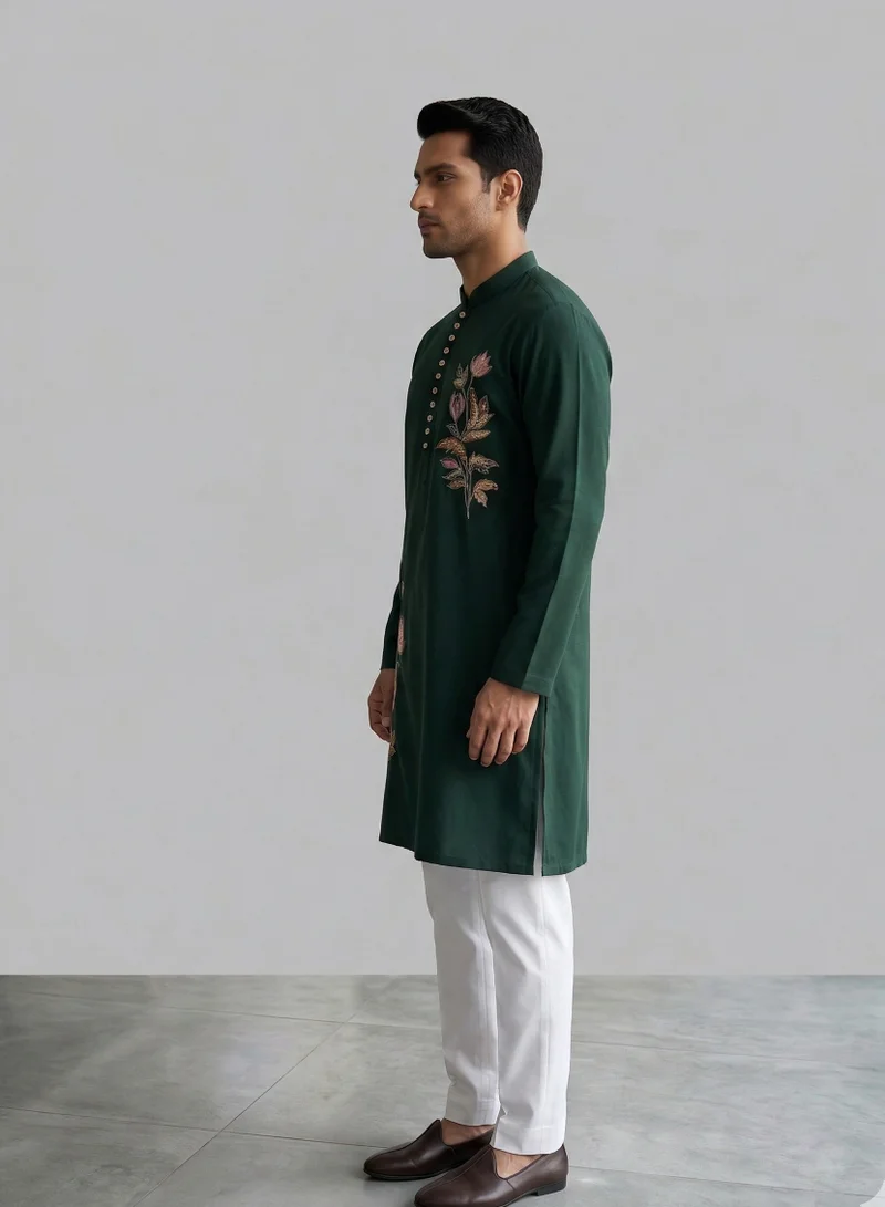 Lehar Elegant Green Floral Embroidered Kurta Set with White Trousers