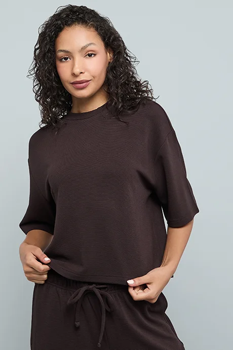 أر أند بي Solid T-Shirt with Crew Neck and Short Sleeves