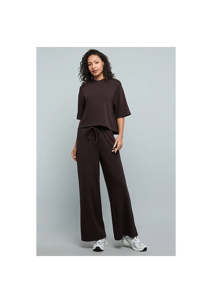 أر أند بي Solid T-Shirt with Crew Neck and Short Sleeves