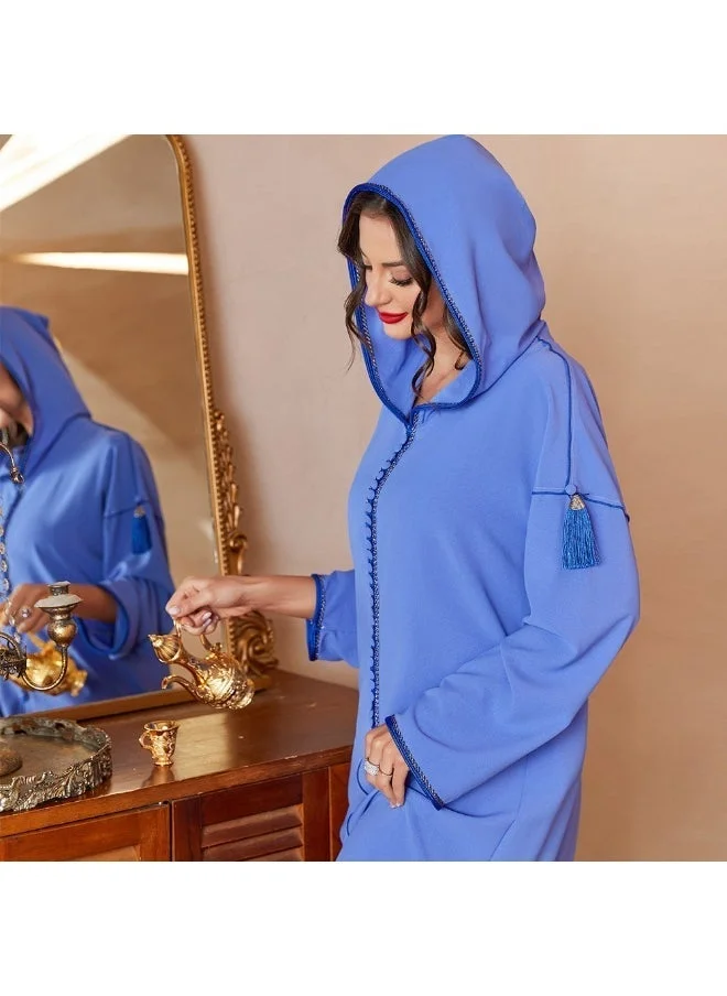 مدام يونيك فستان عباية بغطاء رأس أزرق، أكمام طويلة وتفاصيل مزخرفة