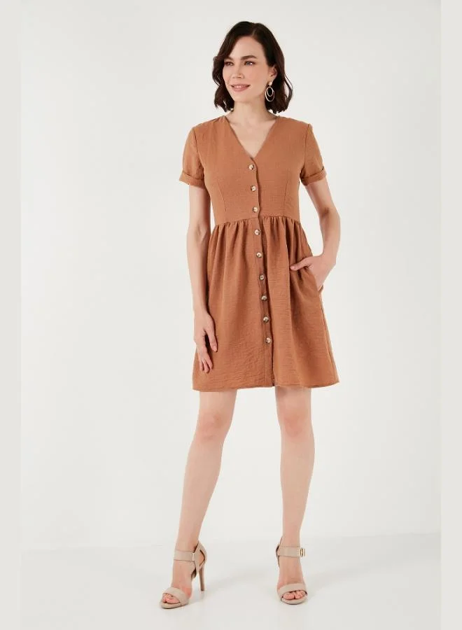 Lela Lela Pocket Front Buttoned Short Sleeve V-Neck Regular Fit Dress Women's DRESS 611EL222