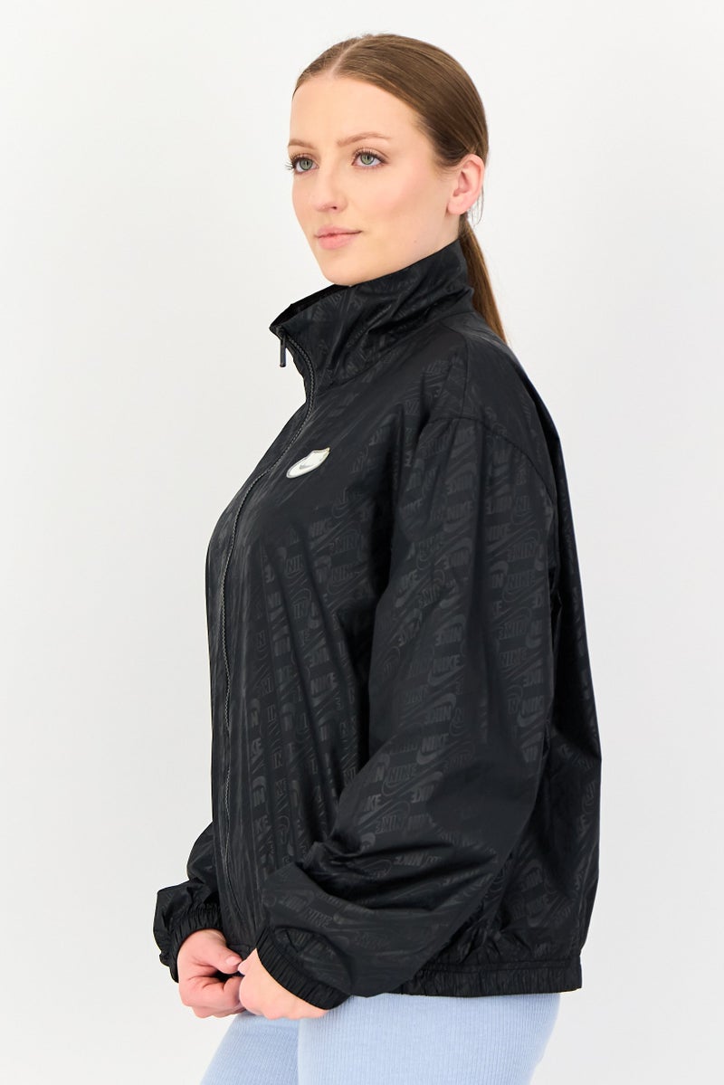Nike Women Sportswear Fit Long Sleeve Outdoor Jacket, Black - Image 2