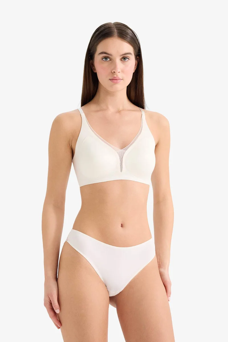 DeFacto Padded Seamless Bra