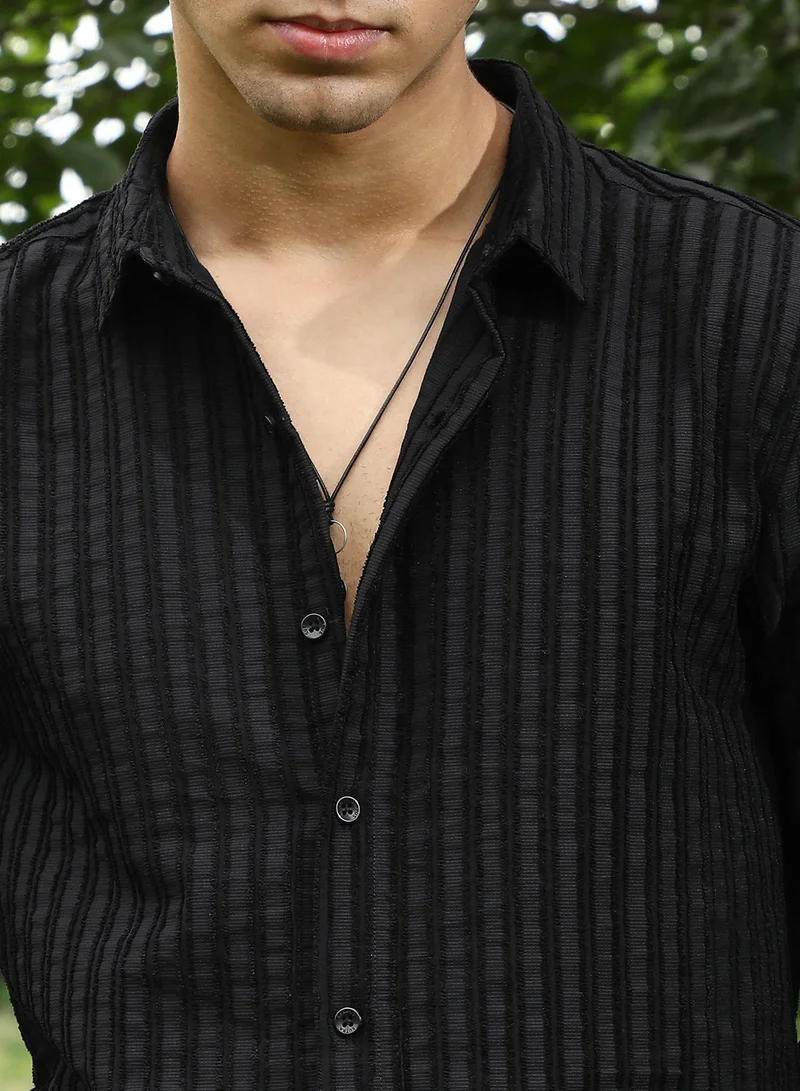 Campus Sutra Campus Sutra Men's Onyx Black Edgy-Stripe Jacquard Shirt | Spread Collar , Long Sleeve Cuffed Sleeves , Button Closure | Stripes Jacquard | Cotton-Blend Shirt For Casual Wear