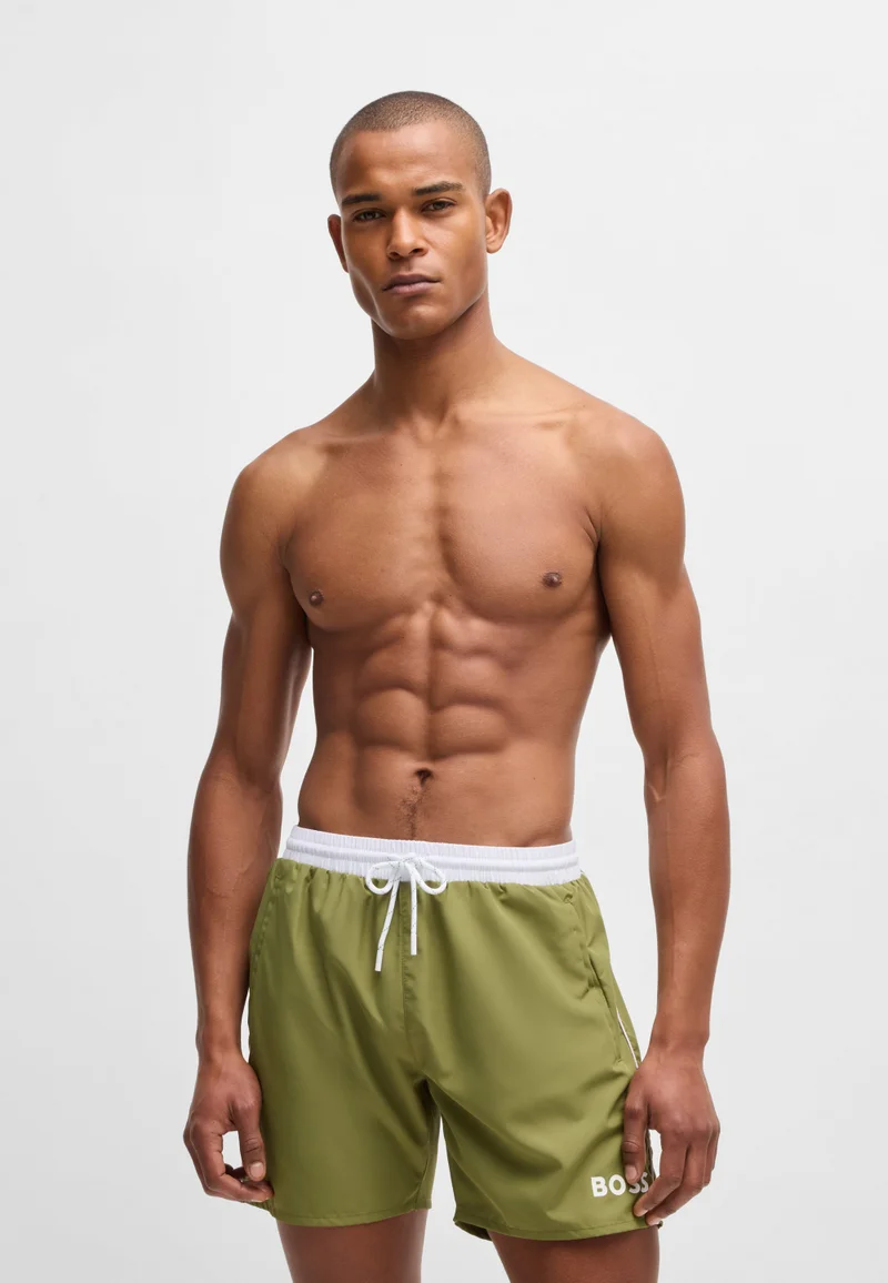بوس Swim shorts with contrast logo and piping