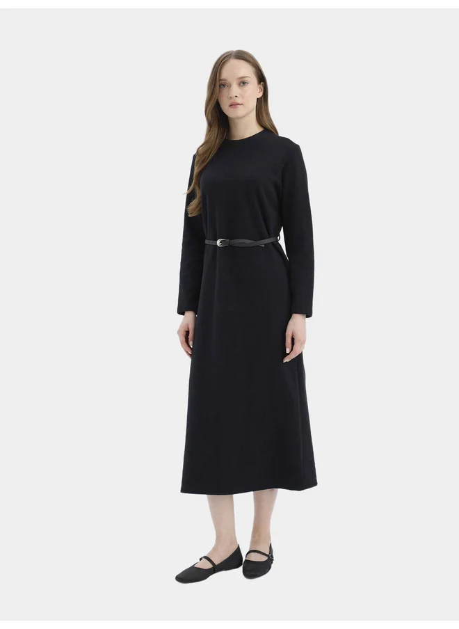 ديفاكتو DeFacto Women Black Regular Fit Crew Neck Belted Maxi Dress