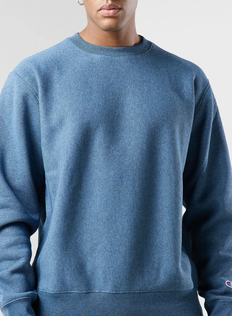 Champion Essential Sweatshirt