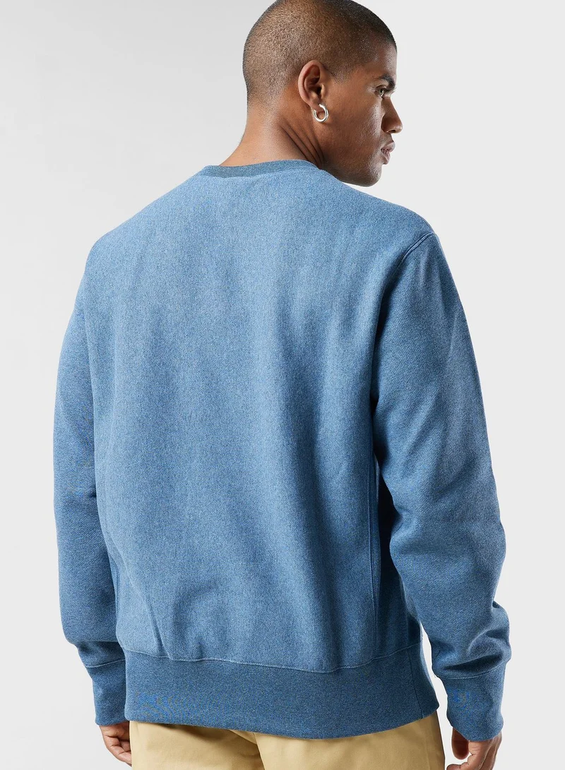 Champion Essential Sweatshirt