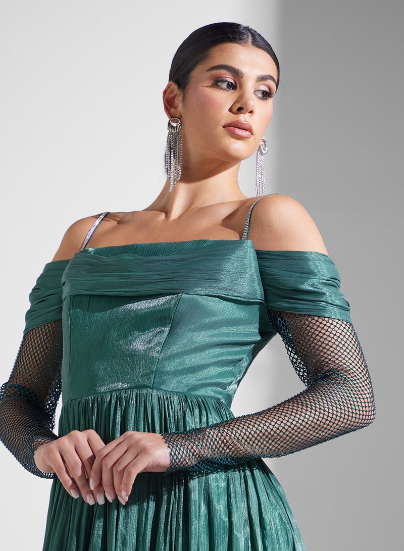 Namshi x Emerald Off-Shoulder Dress - Image 3