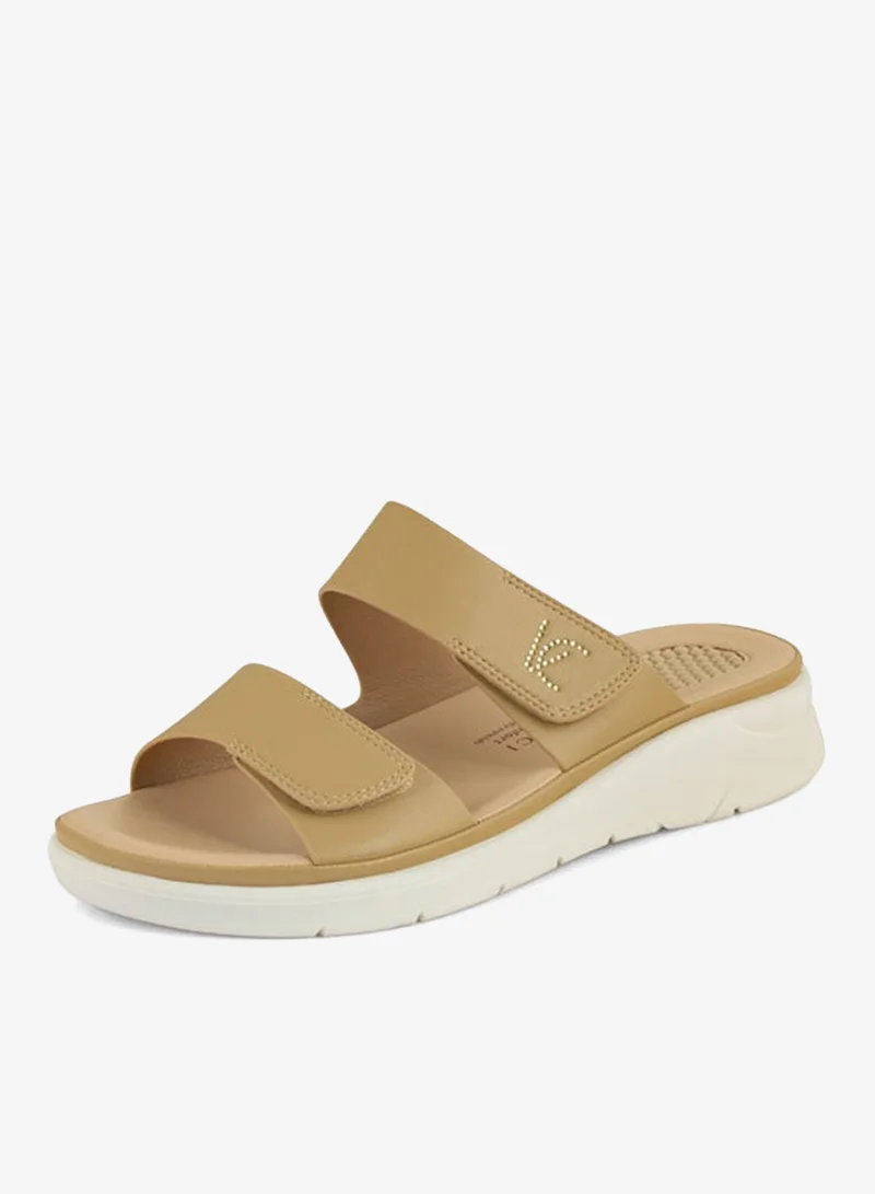 فينتشي صنادل إسفين متعددة الأشرطة للنساء