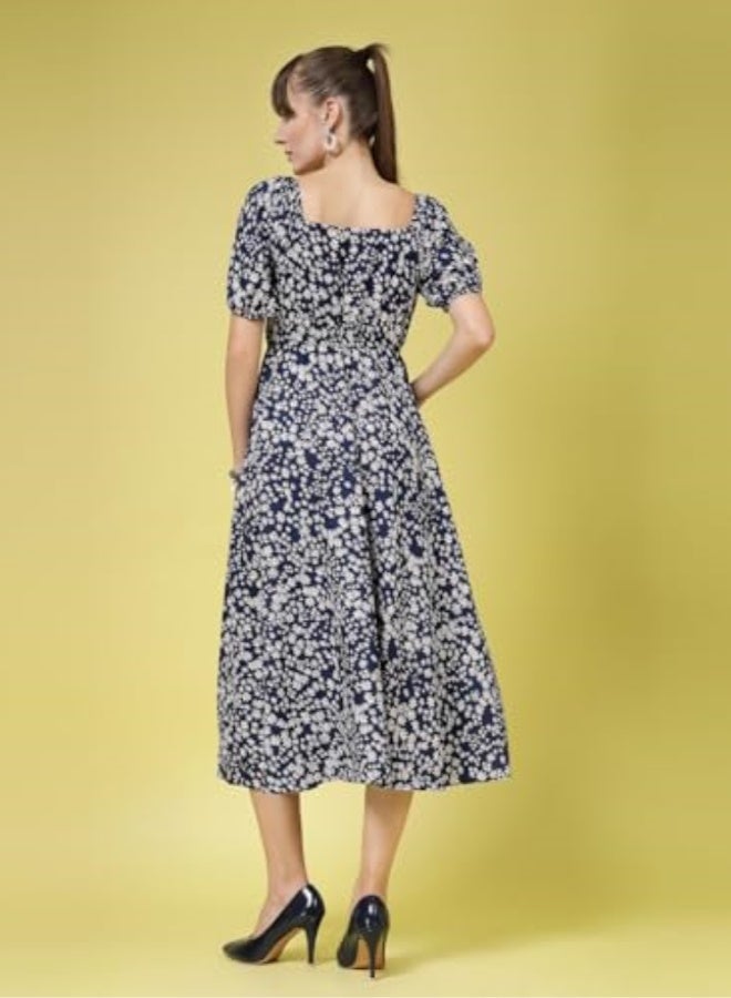 Oomph! فستان نسائي متوسط الطول بتصميم كريب وواسع من الأسفل من OOMPH! - Image 4