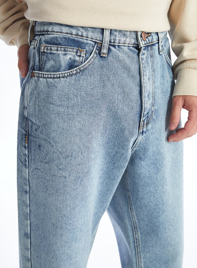 LC WAIKIKI 710 Loose Fit Men's Denim Trousers  - Image 3