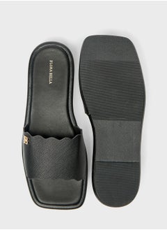 shoexpress One Strap Flat Sandals  - Image 4