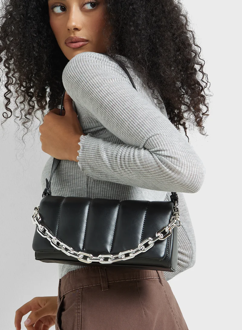 جينجر Quilted Padded Metal Chain Detail Crossbody Bag