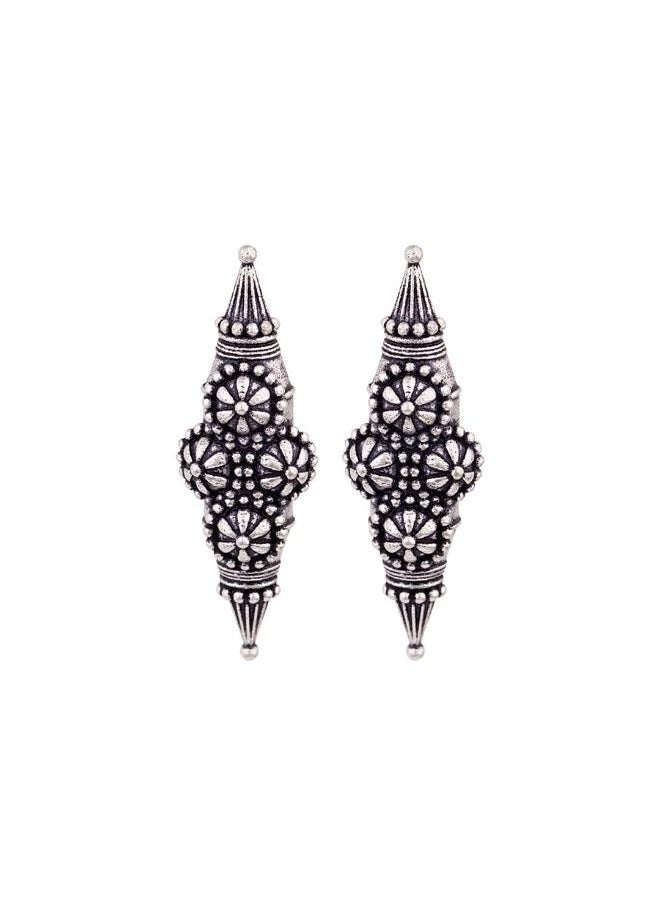 VOYLLA Nayantara Flower Motifs Embossed Stud Earrings  - Image 2