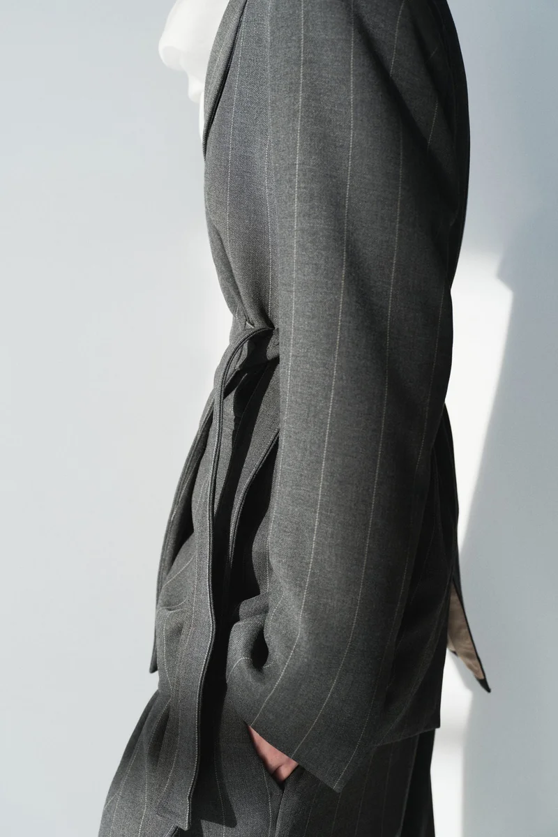 H&M Wrap blazer