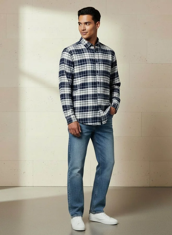 سبلاش فيڤ Men Regular Fit Collared Checked Long Sleeve Shirt