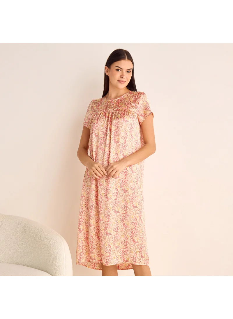 سبلاش فيڤ Leaf Print Sleepshirt with Short Sleeves and Round Neck