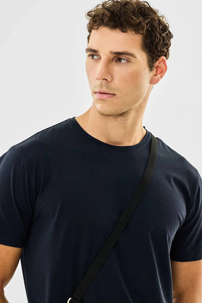 SNITCH Basic Side Slit Stretch T-Shirt