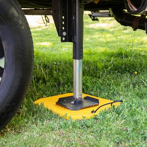Camco Extra Large Stabilizer Jack Pads - Helps Stop RV Jacks from Sinking into Soft Ground - Includes Rope Carry Handles & Each Measures 17” x 15” x 1” - Crafted of Heavy-Duty Polymer - 2-Pack (44545) - Image 4