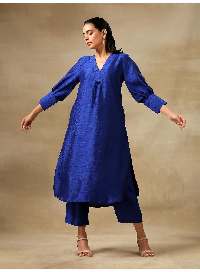 trueBrowns Blue Textured Silk Puff Sleeve Kurta Pant Set - Image 1
