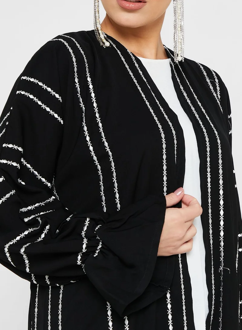 hayas closet V-Neck Embroidered Abaya
