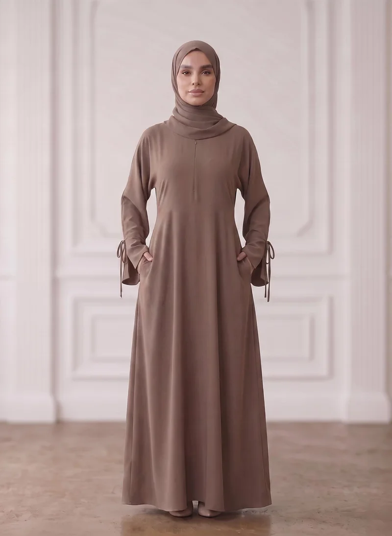 نخبة Front Zip Nida Abaya with Inside Belt & Pockets-959