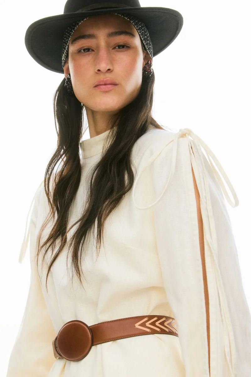 اتش اند ام حزام من الجلد