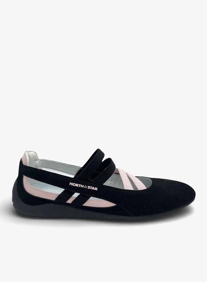 باتا حذاء فلات كاجوال كلاسيكي