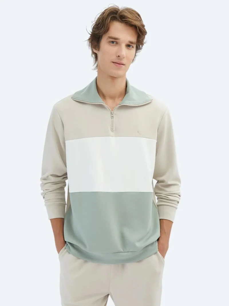 Kip Beige Turtleneck Sweatshirt