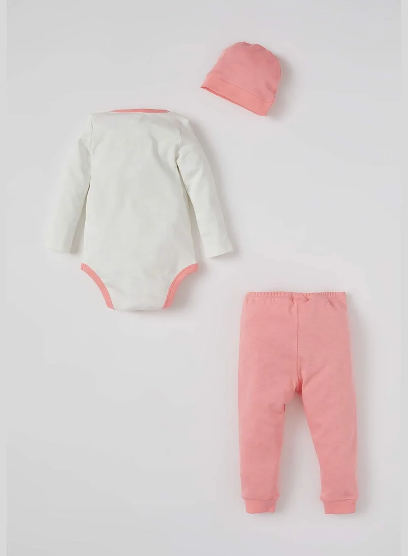 ديفاكتو BabyGirl Minnie Mouse Licenced Newborn 3 Pack Set