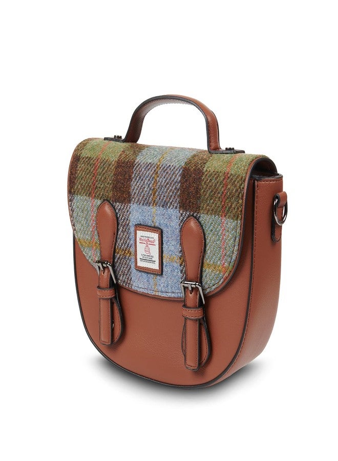 آيلاندر حقيبة Islander المتوسطة الحجم من قماش Cobble - حقيبة نسائية متوسطة الحجم مصنوعة من قماش HARRIS TWEED (نقشة الترتان باللون الأزرق الكستنائي) - Image 4