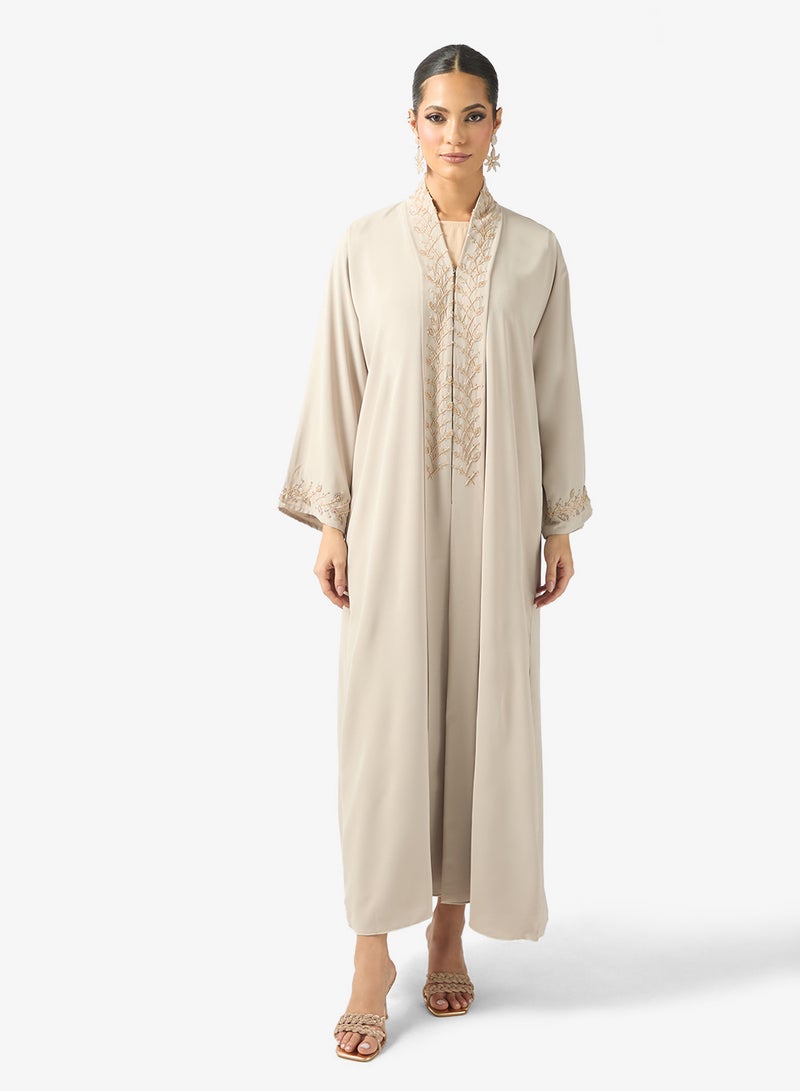 خزانة عباية وشيلة مزينة - Image 1