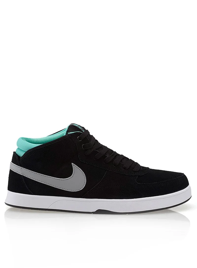Nike Mavrk Mid 3