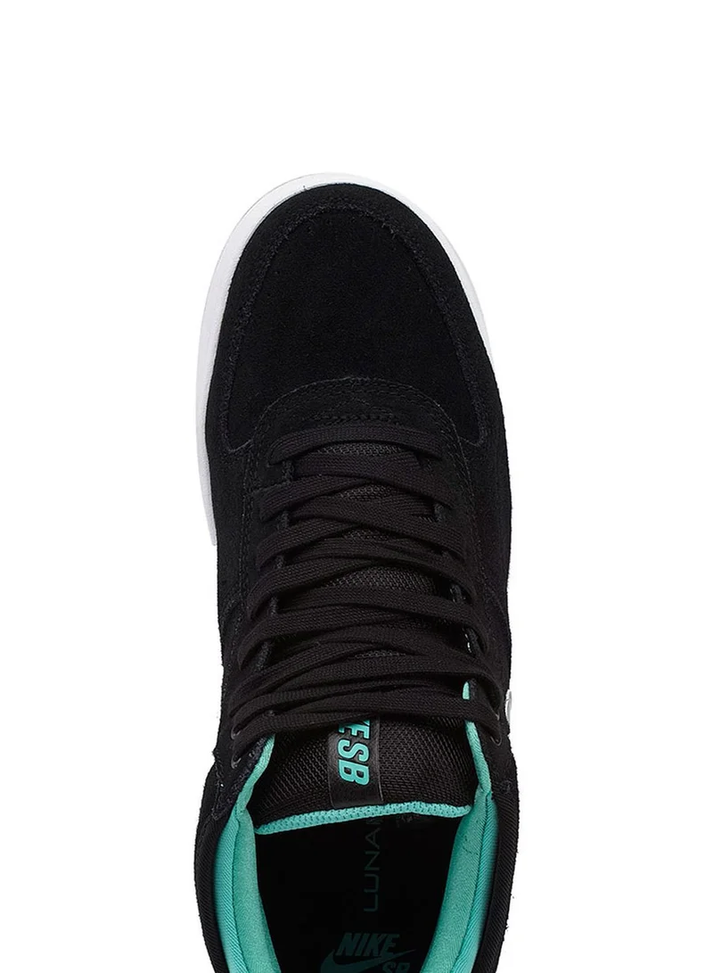 Nike Mavrk Mid 3