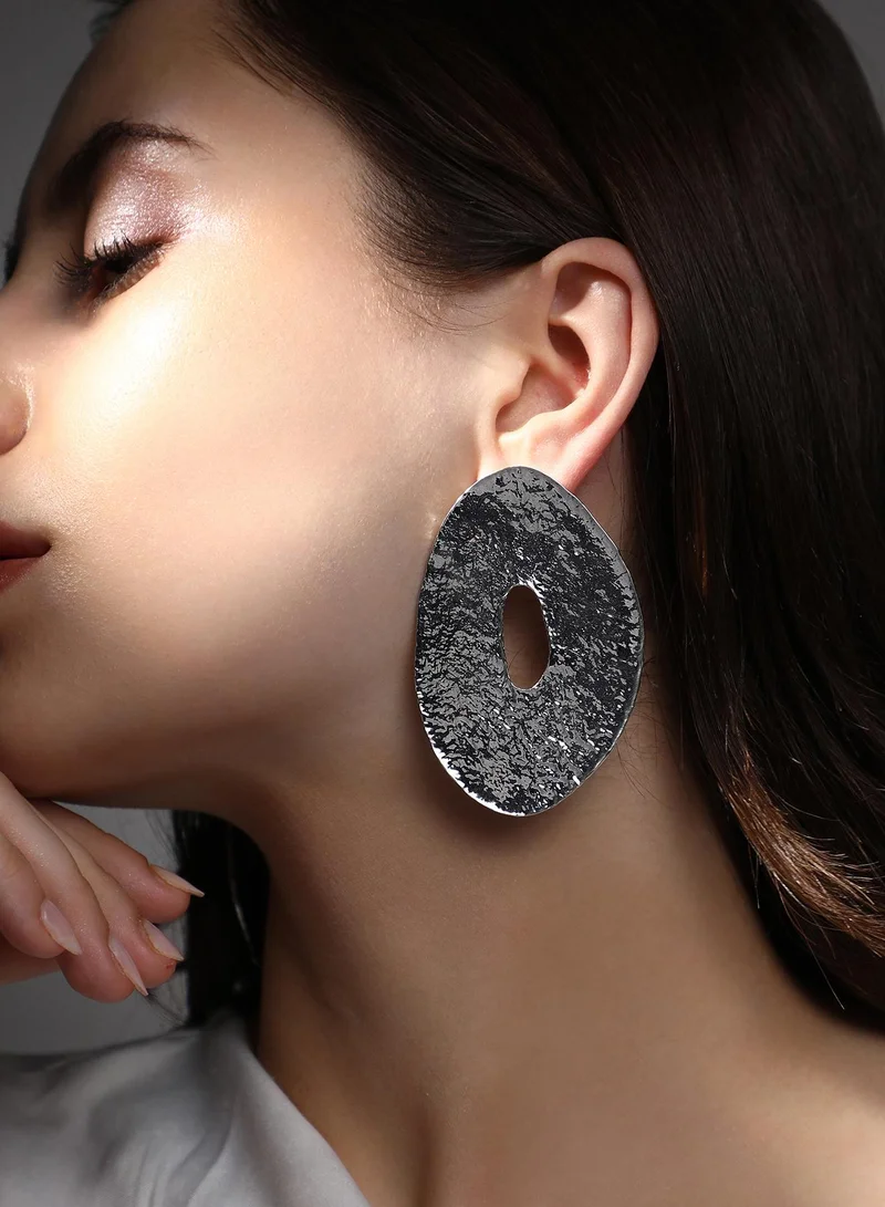 SOHI Hammered-Halo Artificial Drop Earring Jewellery