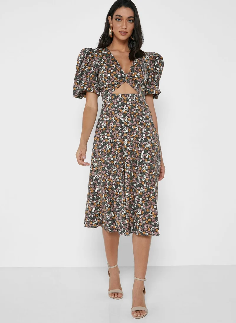 اي دي ال فستان بطبعة ورود