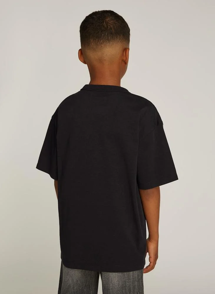 كالفن كلاين جينز Youth Essential Logo T-Shirt