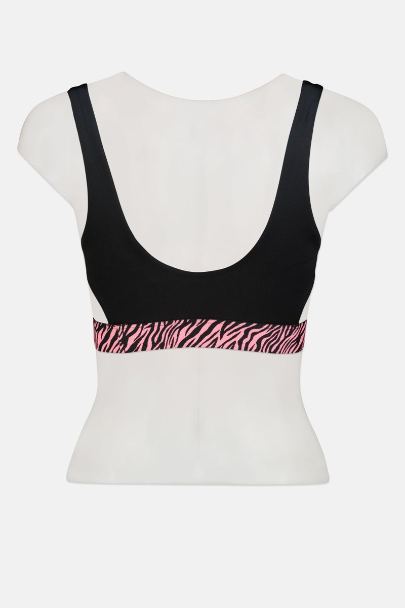 Nike Women Sportswear Fit Brand Logo Non Padded Sports Bra, Black - Image 3