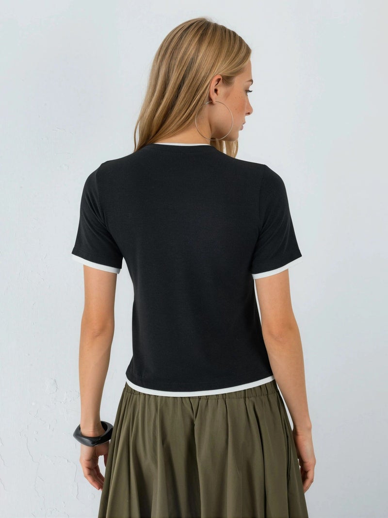 Qustyle QU STYLE Color Blocked Crew Neck T-Shirt - Image 3