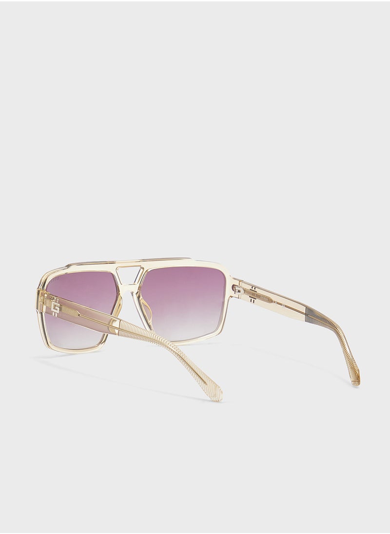 GUESS Gu0022357Z61 Wayfarers Sunglasses  - Image 2