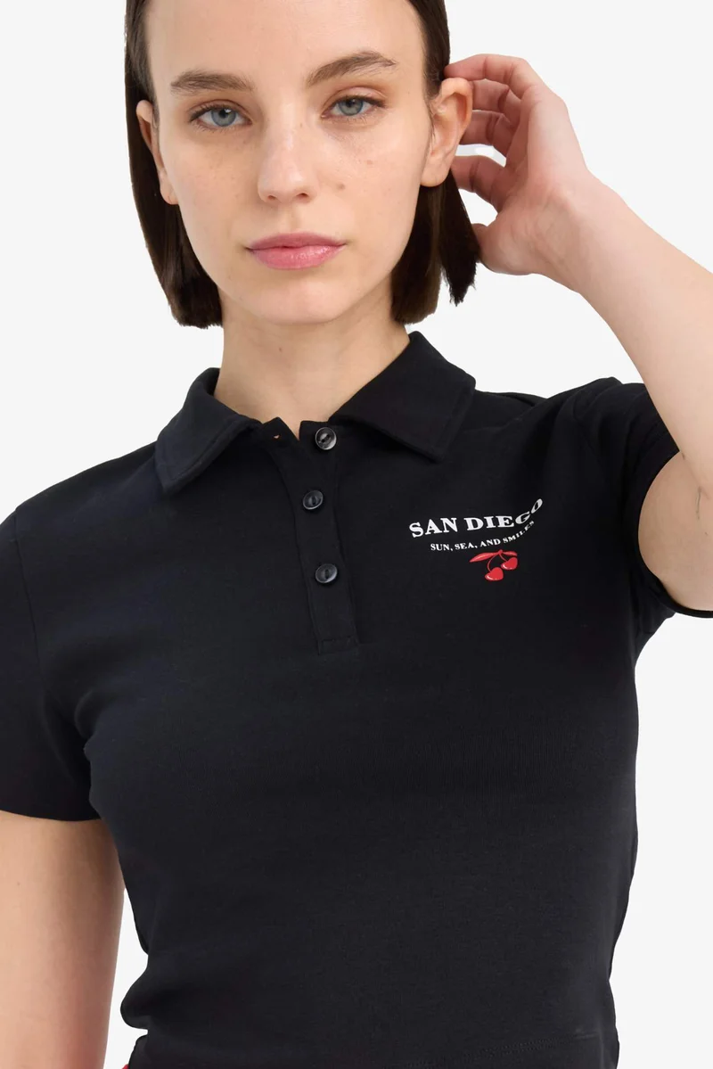 ديفاكتو Fitted Slogan Patterned Ribbed T-Shirt