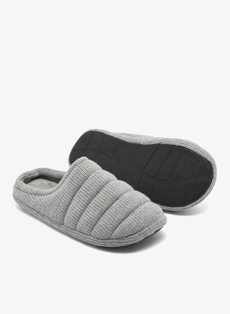 BRAVE SOUL  MENS GREY KNITTED QUILTED SLIPPER for Men | Best Price UAE