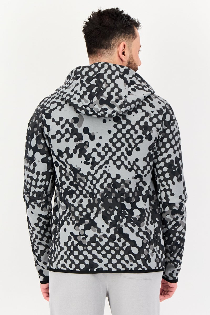 Nike Men Sportswear Fit Long Sleeve Camo Outdoor Hoodie, Multicolor - Image 3
