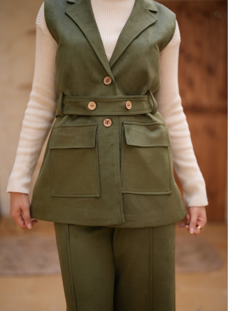 **Olive Winter Suit Set with Pants, Padded Vest, and Belt (3XL 100-115 k) - by Stilo - Image 3