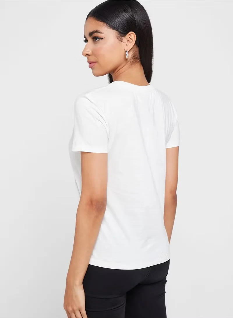 Jacqueline de Yong Round Neck Graphic Detail T-Shirt