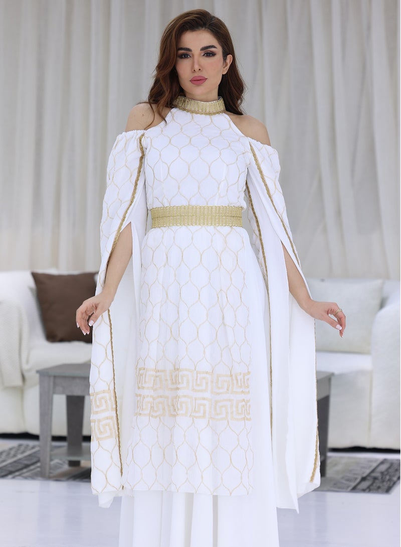 مودرن ديزاين جلابية رمضانية بتصميم حديث من خامة السواي باكمام طويل اكتاف مفتوحة باقة ذهبية عالية - Image 2