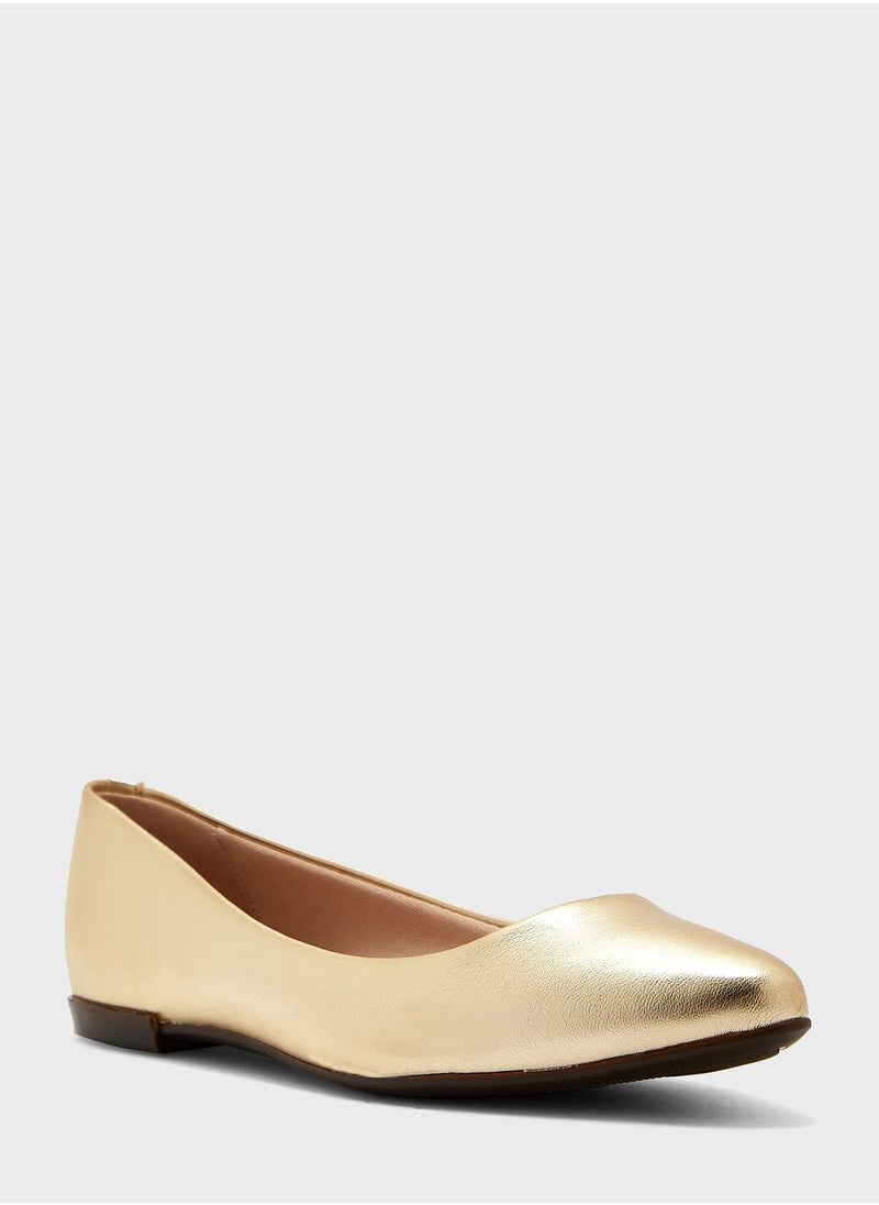 MOLECA - Pointed Toe Ballerinas - Image 1