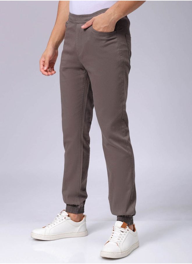 The Indian Garage Co Men Slim Fit Solid Mid-Rise Elasticated Linen Jogger Trouser  - Image 3