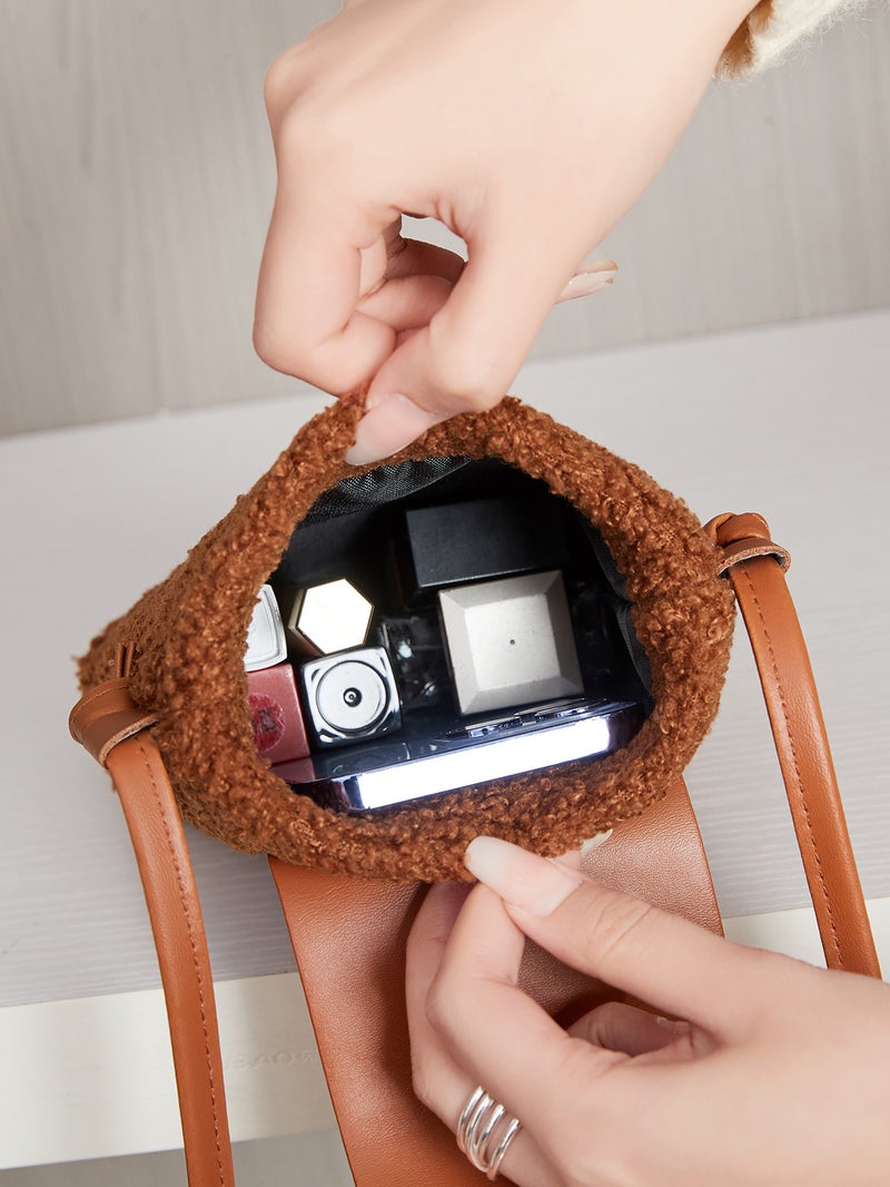 Cute Retro Plush Mobile Phone Bag Fashion Flip Crossbody Bag Casual Versatile Women'S Shoulder Bag - Image 4